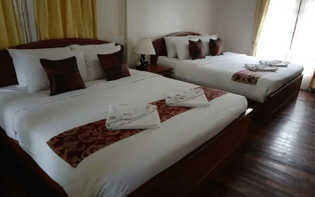 Long Beach Lodge