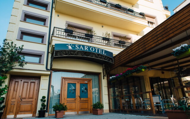Отель SarOtel Албания, Тирана - отзывы, цены и фото номеров - забронировать отель SarOtel онлайн вид на фасад