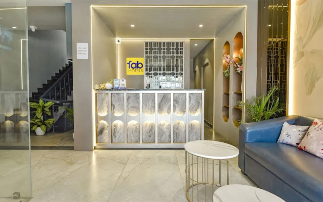 Fabhotel The Tulip Regency
