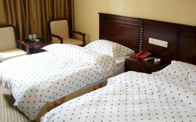 Hongye Business Hotel (Kunming Railway Station Joy City Center)