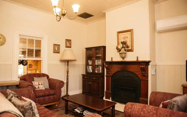 Bell's Cottage Collective