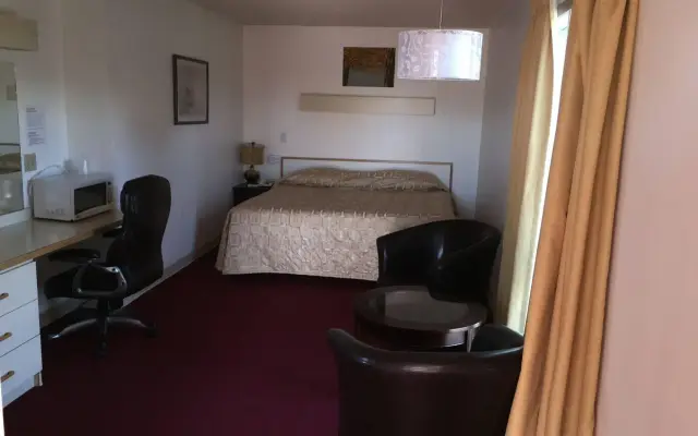 Voyageur Motel