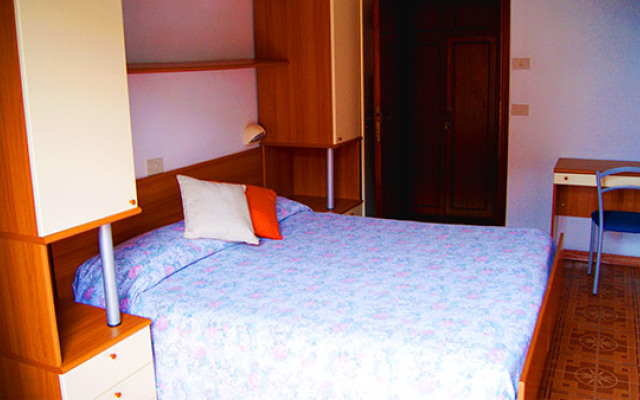 Отель Benvenuti Backpacker Hostel Италия, Римини - отзывы, цены и фото номеров - забронировать отель Benvenuti Backpacker Hostel онлайн комната для гостей
