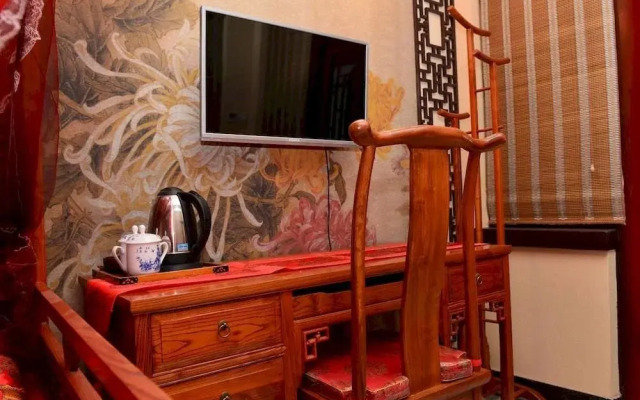 Beijing Joyful Courtyard Hotel
