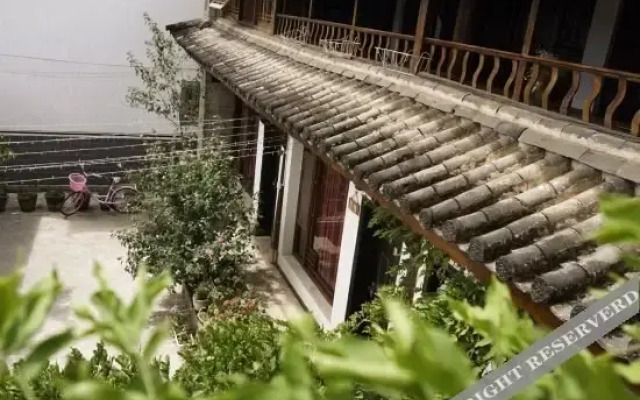 大理古城花儿小院