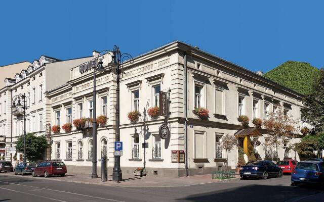 Hotel Fortuna вид на фасад