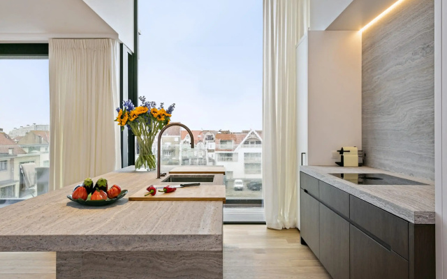 Majestic new Penthouse With 2 Parkings