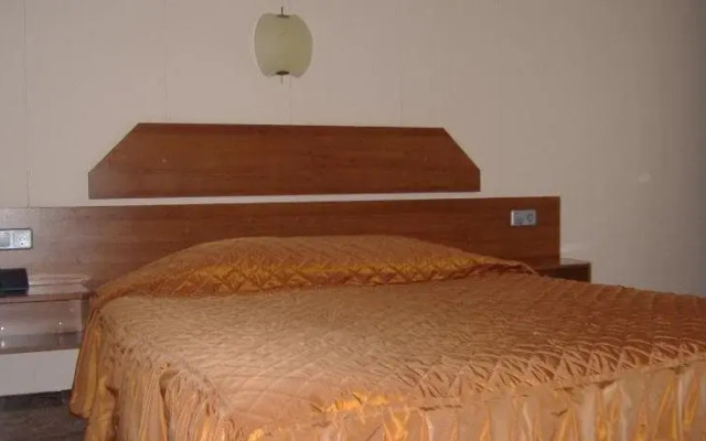 Korona Hotel