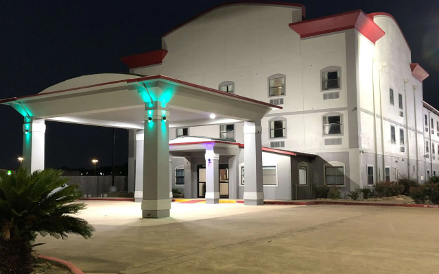 Suburban Studios Beaumont