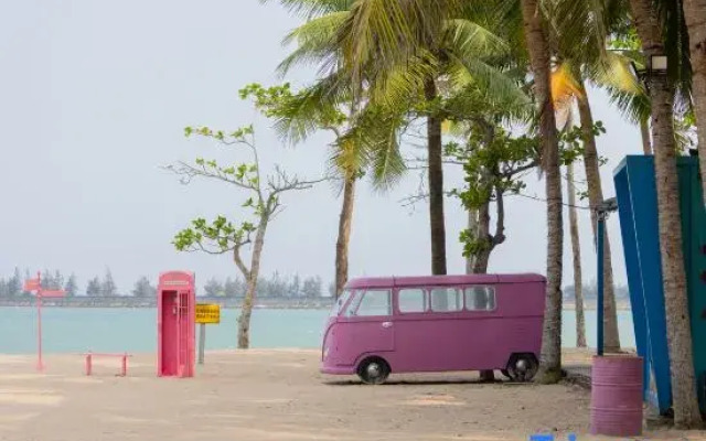 Yuebai Seaview Holiday Beauty