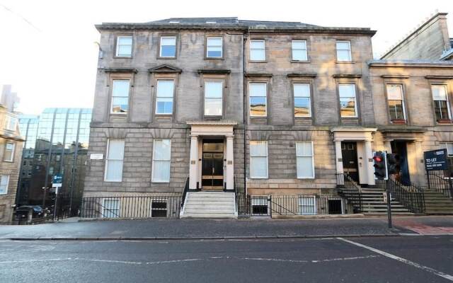 Отель Dreamhouse Apartments Glasgow St Vincent Street Великобритания, Глазго - отзывы, цены и фото номеров - забронировать отель Dreamhouse Apartments Glasgow St Vincent Street онлайн вид на фасад