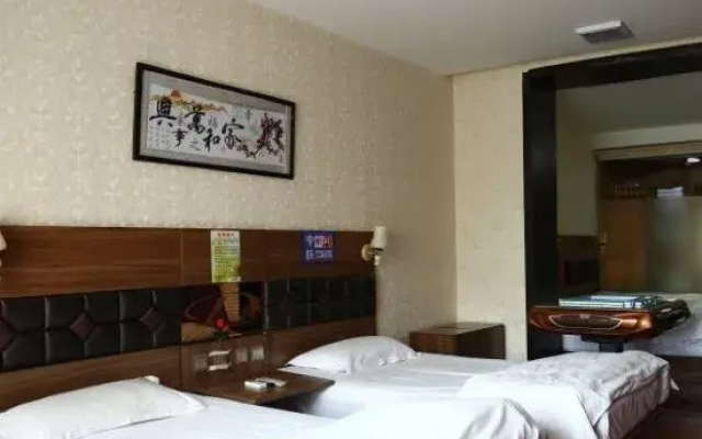 Deli Business Hotel