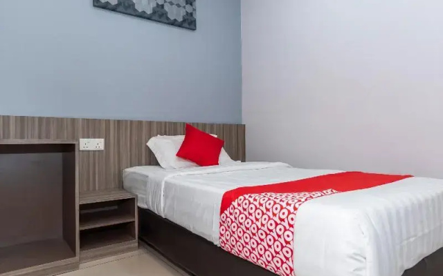 OYO 1140 Mk Paradise Hotel