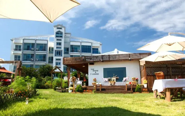 Goseong Top House