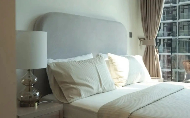 Azizi Riviera Studio with Pool & Parking