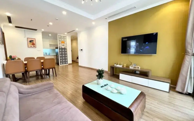 Bom Homestay Vinhomes Times City