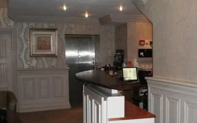 Dinn Rí Hotel