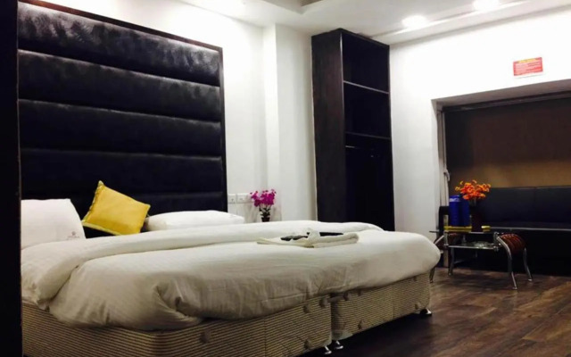 Hotel Saya Deluxe New Delhi Railway Station