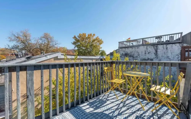 1918 Duplex with Character City Center