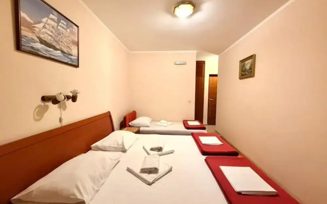 Beachfront Apartments Oaza