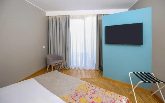 Hotel Vlora Priam, Affiliated By Meliá
