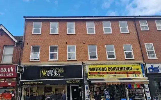 Stylish Apartment in Watford