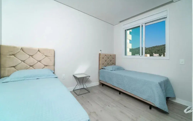 705- Beautiful apartment with pool and 2 suites