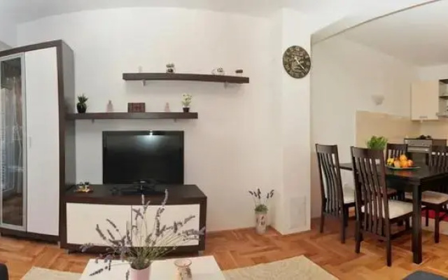 Apartment Central City