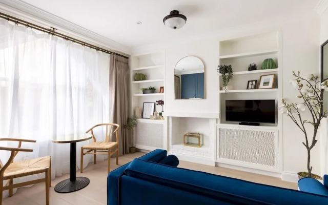 The Chelsea Apartment by Hok Living