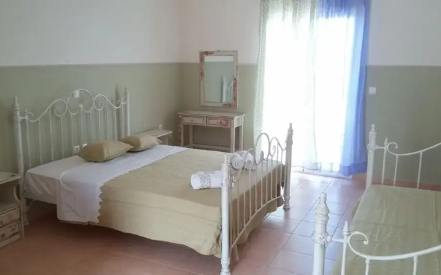 Elaias Gi Residence