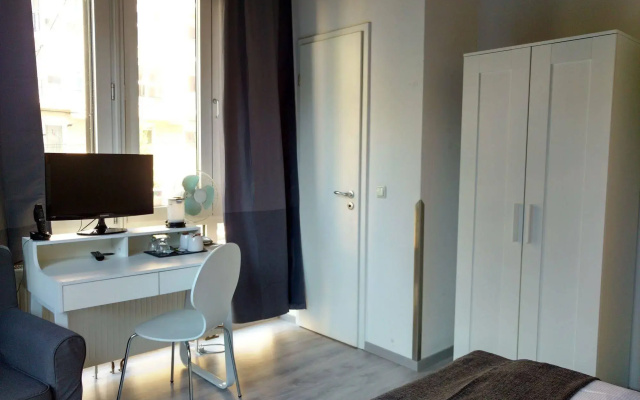 MIDI Inn - Parkhotel Mitte