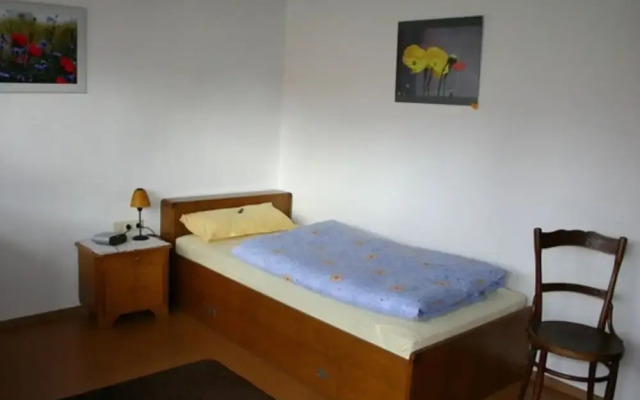 Mott Comfortable Holiday Residence