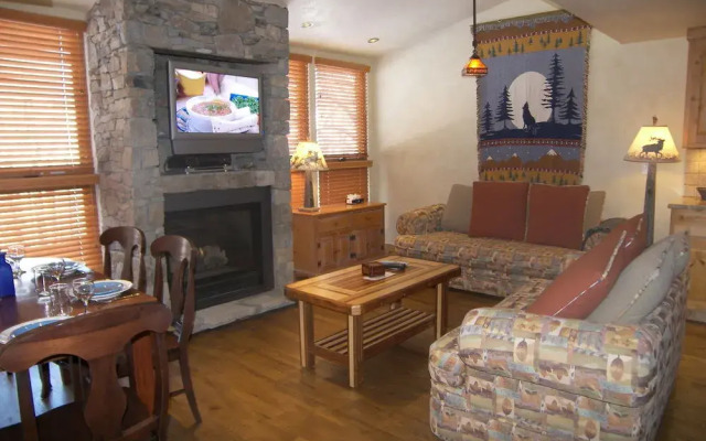 Telluride Lodge