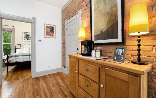 Lola House! Cozy comfort, Prime Old Town Location
