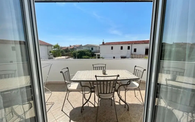 Tea - Parking and Grill, 100 m From sea - A1