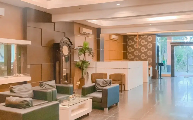 Urbanview Hotel Grand Permata in Banjarbaru by RedDoorz
