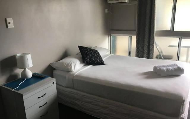 Oonoonba Hotel Motel