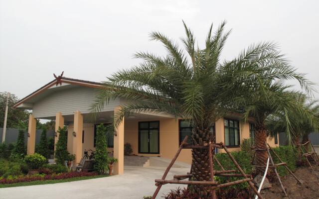 Отель QG Resort вид на фасад
