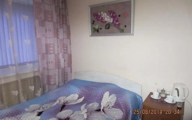 Club Hotel