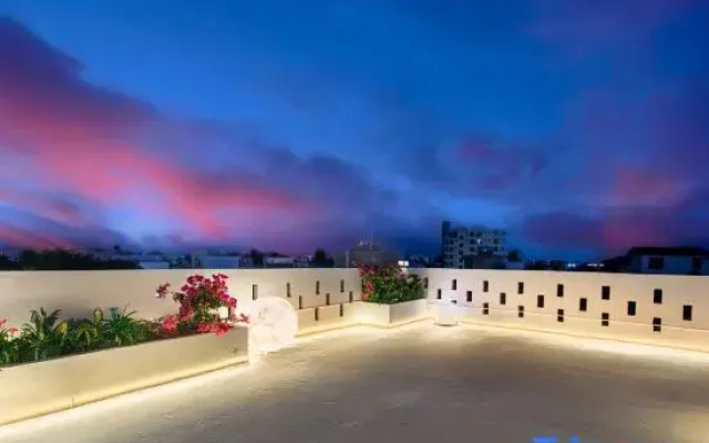 Lanhai Homestay (Sanya West Island Branch)
