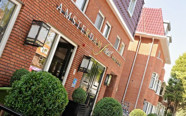 Amsterdam Forest Hotel вид на фасад