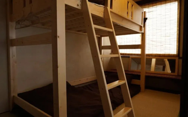 Hostel Tomal