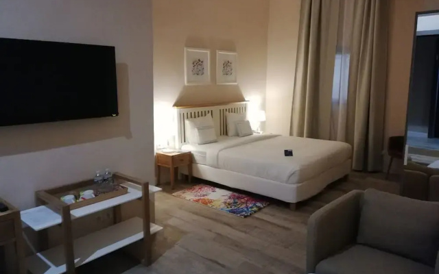 Semiramis Hotel HMJ