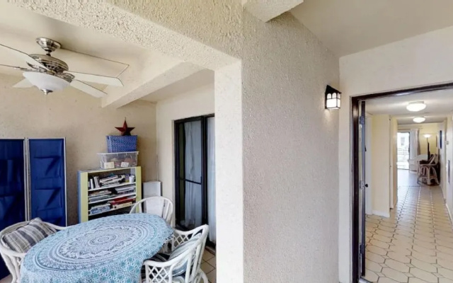 Oceans 112 - 3 Br Condo
