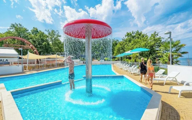 Camping Bijela Uvala - Eurocamp