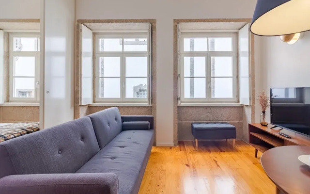 Stylish Porto Studio With City Views