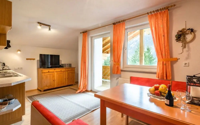 Mountain View Apartment in Strengen near Ski Bus