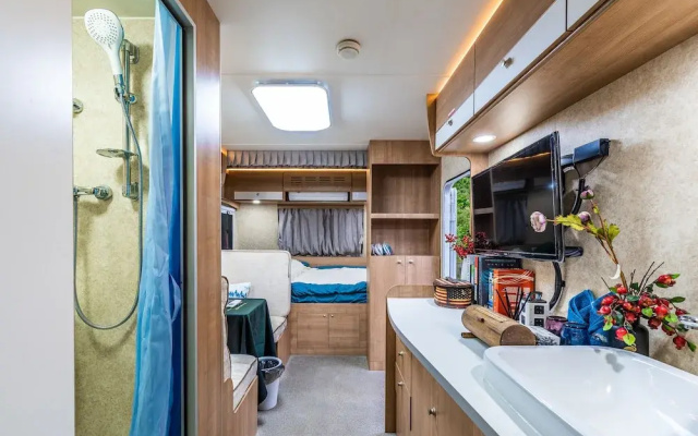 MovingCastle RV Camping