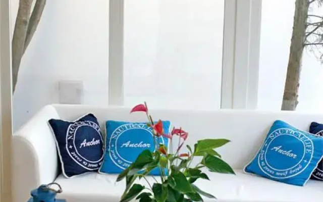 Bellamar Apartments