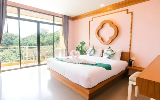ROYAL PINEAPPLE HOTEL | A Welcome to Wealth and Good Fortune